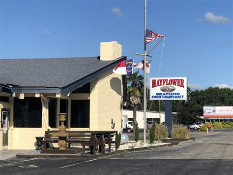 Mayflower Seafood Restaurant $$ ... Bar & Grill, Seafood. RoyalFamily Eatz - 308 Buckroe Ave, Hampton. Southern, Seafood. Restaurants in Roanoke Rapids, NC. 1330 Julian R Allsbrook Hwy, Roanoke Rapids, NC 27870 …